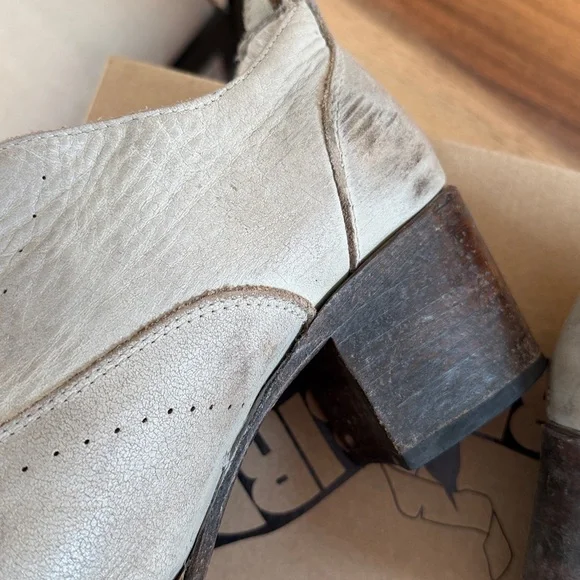 Freebird by Steven Sadie boots in the color Ice - Picture 16 of 16